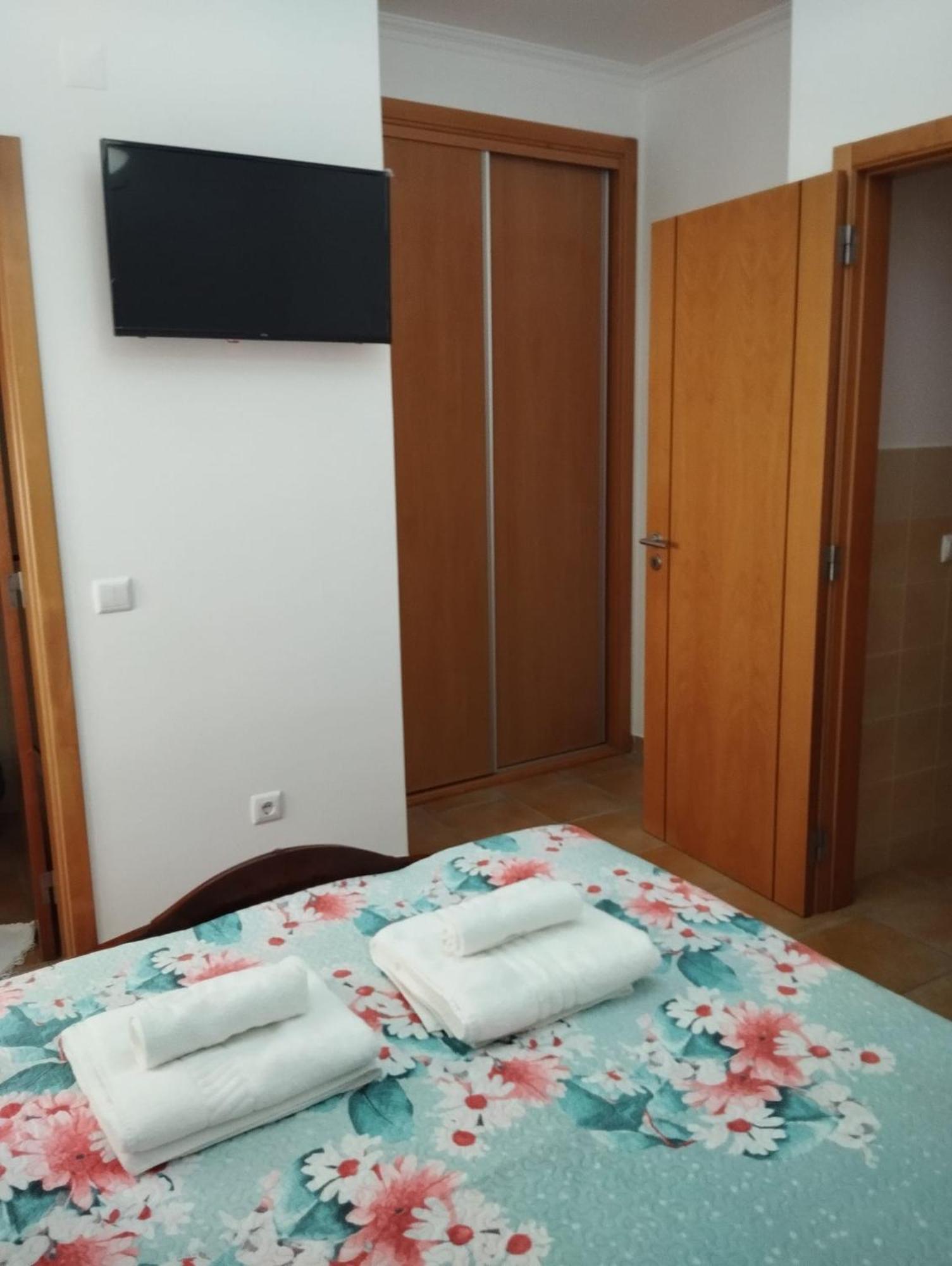 Julia House Holidays Nazare Exterior photo